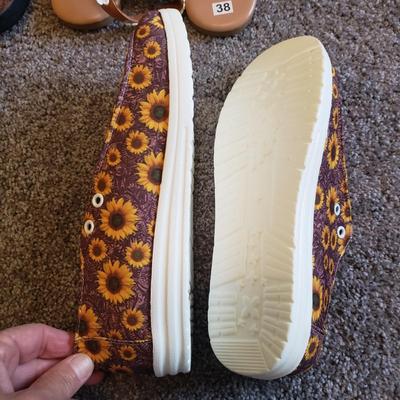 Summer Sandles (Size 7)-Clarks, Lindsay Phillips, Tonga and More (GB1-KD)