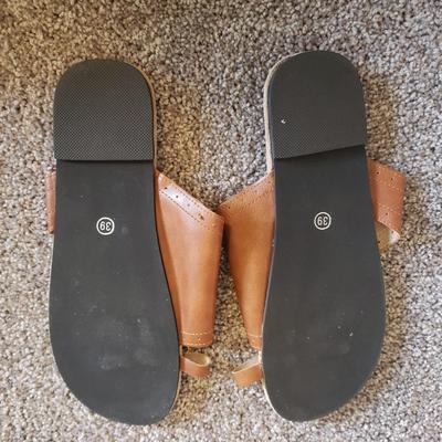 Summer Sandles (Size 7)-Clarks, Lindsay Phillips, Tonga and More (GB1-KD)