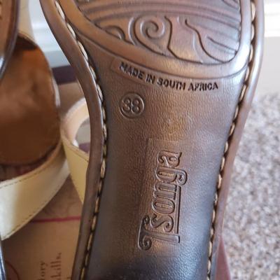 Summer Sandles (Size 7)-Clarks, Lindsay Phillips, Tonga and More (GB1-KD)