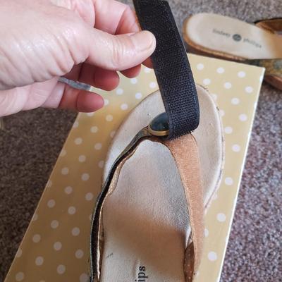 Summer Sandles (Size 7)-Clarks, Lindsay Phillips, Tonga and More (GB1-KD)