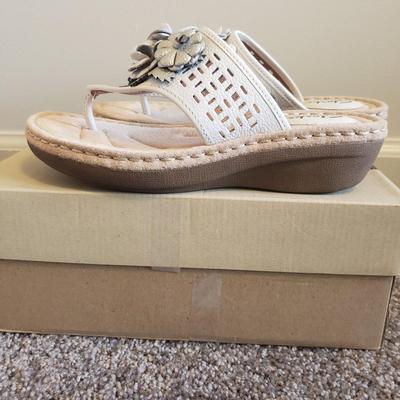 Summer Sandles (Size 7)-Clarks, Lindsay Phillips, Tonga and More (GB1-KD)
