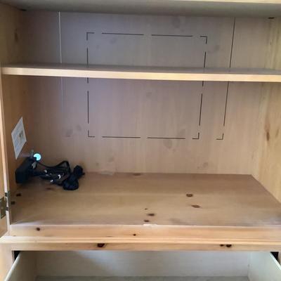 UBR765 Bassett Wardrobe Entertainment Dresser