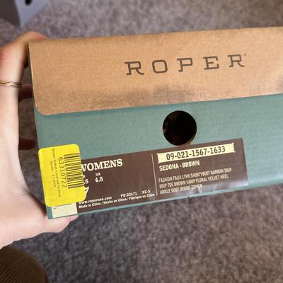 Ferri, Roper, Vionic, and Other Women’s Heeled Boots - Sizes 7-7.5 (GB1-DZ)