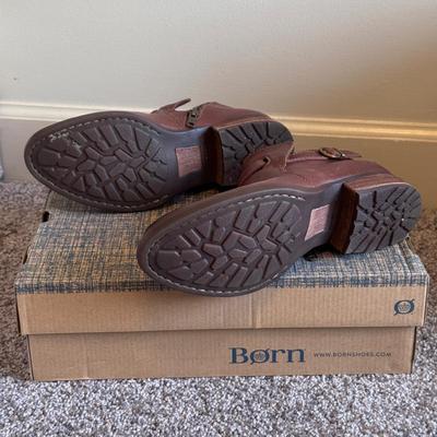 Ferri, Roper, Vionic, and Other Women’s Heeled Boots - Sizes 7-7.5 (GB1-DZ)
