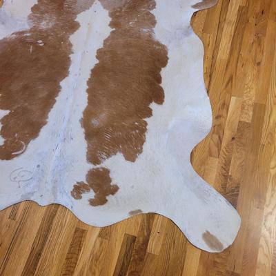Cow Hide Rug (DR-EL)
