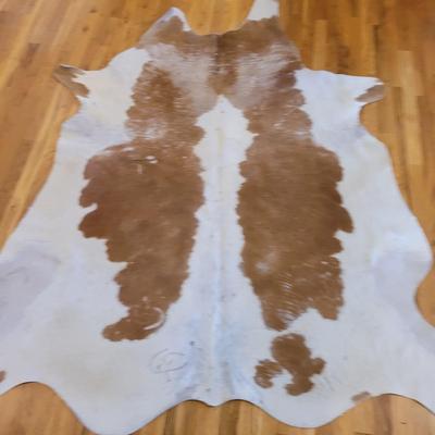 Cow Hide Rug (DR-EL)