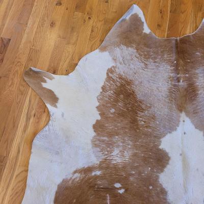 Cow Hide Rug (DR-EL)