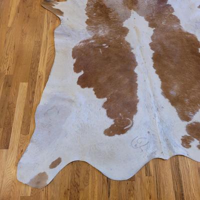 Cow Hide Rug (DR-EL)