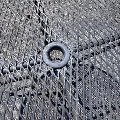 Wrought Iron Round Patio Table (G-DZ)