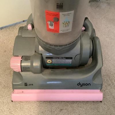 MB783 Pink Dyson Vacuum Model DC07