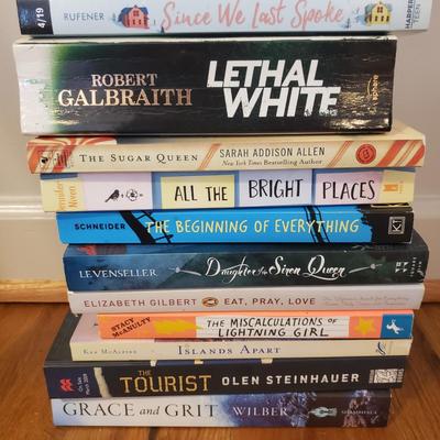 Summer Paperback Books, Include Signed Copies Ransom Briggs (LR-KD)