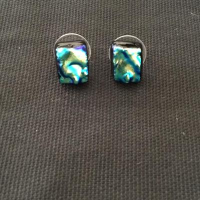 Beautiful Glass stud earrings