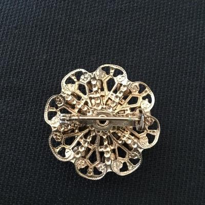 Vintage Gold, toned, rhinestone, flower, brooch