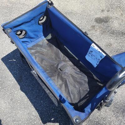 West Marine Folding Wagon (G-EL)