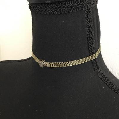 Gold tone mesh choker necklace