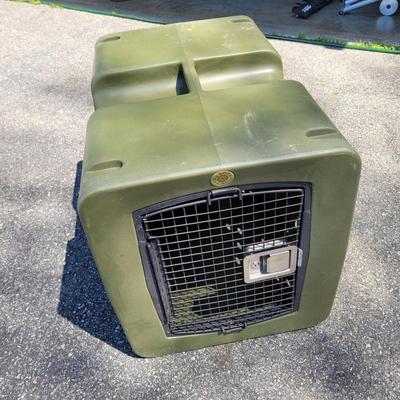 Two Dog Crates (G-EL)
