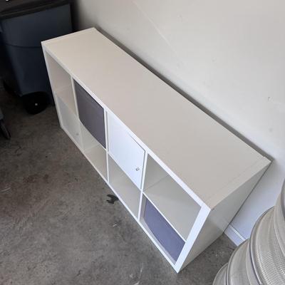 Eight Cube Shelving Unit (G-DZ)