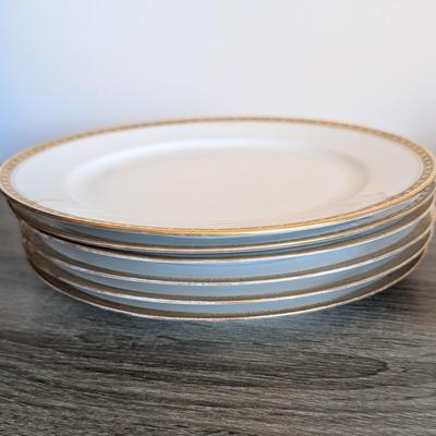 LOT 10D: Vintage Royal Bavaria 18 Carat Plated China