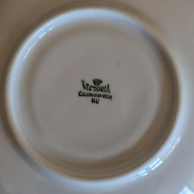 LOT 10D: Vintage Royal Bavaria 18 Carat Plated China