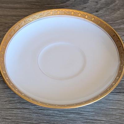 LOT 10D: Vintage Royal Bavaria 18 Carat Plated China
