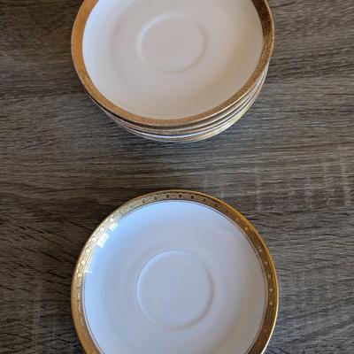 LOT 10D: Vintage Royal Bavaria 18 Carat Plated China