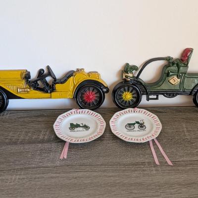 LOT 11K: Vintage Midwestern Cast Metal Antique Car & Napco Antique Car Wall Hangings