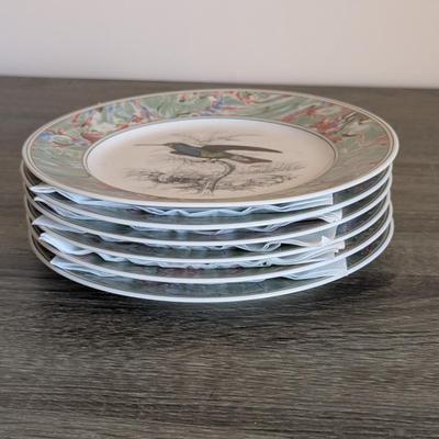 LOT 12K: The Bombay Company Hummingbirds Of The World Plate Set