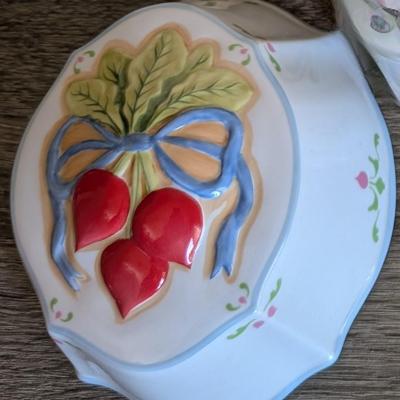 LOT 14K: Vintage Gelatin Molds By Silvestri & From Portugal