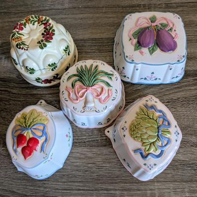 LOT 14K: Vintage Gelatin Molds By Silvestri & From Portugal