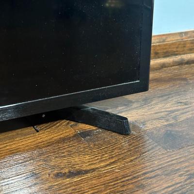 LOT 24Z: Samsung TV Model UN40N5200AF