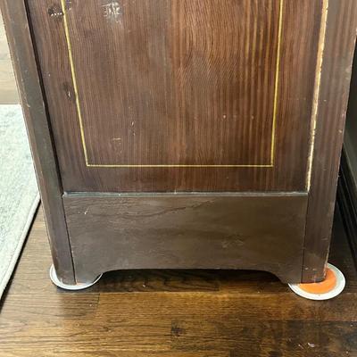 LOT 30X: Antique Hand Painted Cottage Victorian Vanity Dresser