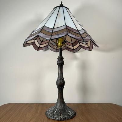 LOT 34M: Vintage Tiffany Style Stained Glass Table Lamp