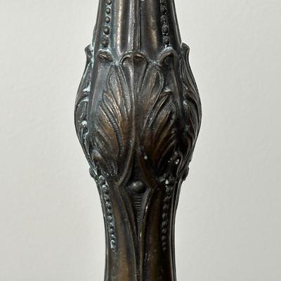 LOT 34M: Vintage Tiffany Style Stained Glass Table Lamp