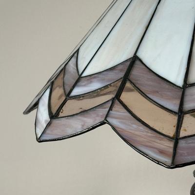 LOT 34M: Vintage Tiffany Style Stained Glass Table Lamp