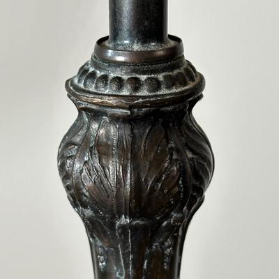 LOT 34M: Vintage Tiffany Style Stained Glass Table Lamp
