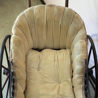 LOT 66L: Antique 19th Century Baby Carriage