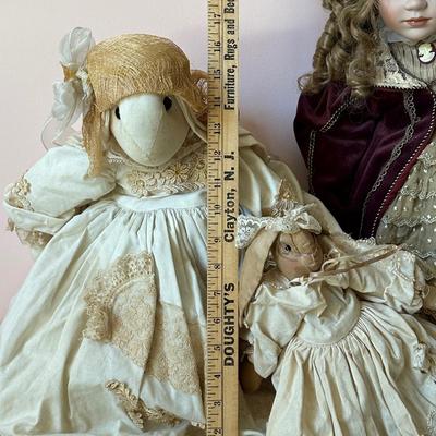 LOT 67L: Vintage Wicker Doll Carriage w/ Delton Doll, Seymour Mann Doll & More