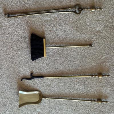 LOT 71L: Vintage Brass Fireplace Tool Set
