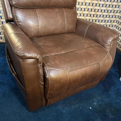 LOT 77A: Multi Function Massage Chair w/ Lift & Heat Model Number BT-L8753A51