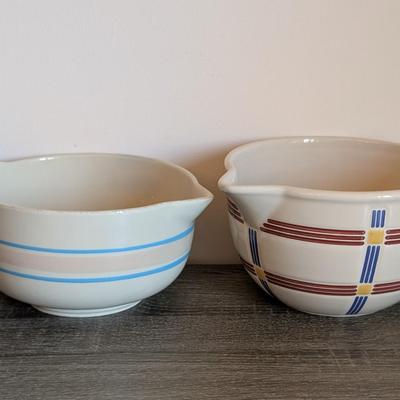 LOT 82K: Longaberger Classic Plaid Pattern & McCoy Batter Bowls