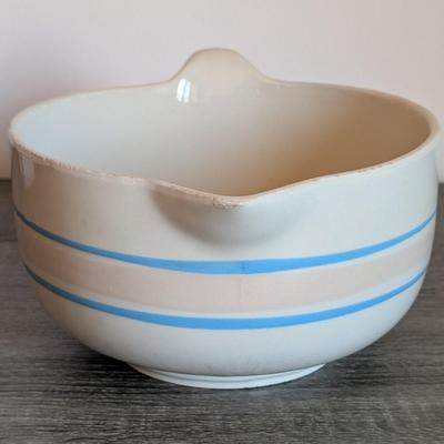 LOT 82K: Longaberger Classic Plaid Pattern & McCoy Batter Bowls