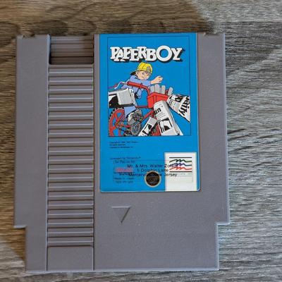 LOT 89D: Retro Nintendo Docking Bay With Maniac Mansion, Paperboy & Yo! Noid, Games Untested