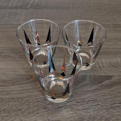 LOT 90 K: MC Silver/Frosted Glasses & Anchor Hocking Golden Peaks Atomic Arrow Cocktail Glasses