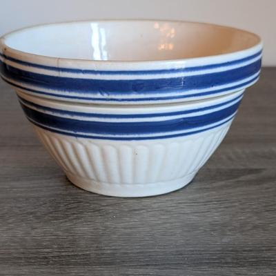 LOT 91K: Antique/Vintage Yellow Ware & White Mixing Bowls With Blue Stripes