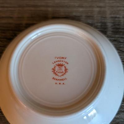 LOT 94K: Lamberton Scammell Ivory China Made In America For The Waldorf Astoria