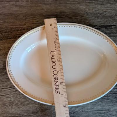 LOT 94K: Lamberton Scammell Ivory China Made In America For The Waldorf Astoria
