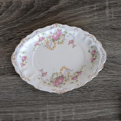 LOT 95K: Vintage Johann Haviland Chippendale Rose China Set
