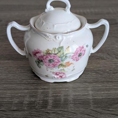 LOT 95K: Vintage Johann Haviland Chippendale Rose China Set