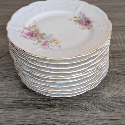LOT 95K: Vintage Johann Haviland Chippendale Rose China Set