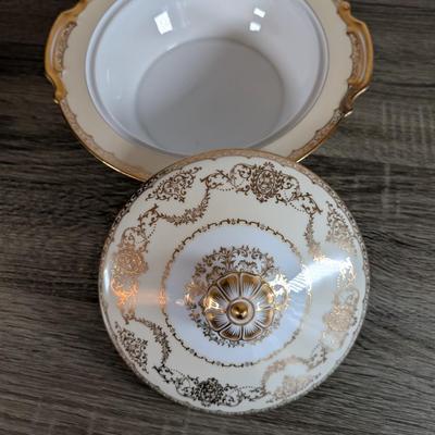 LOT 98K: Vintage Wheeling Gold China Teapot With Pitchers & Noritake Serving Dish
